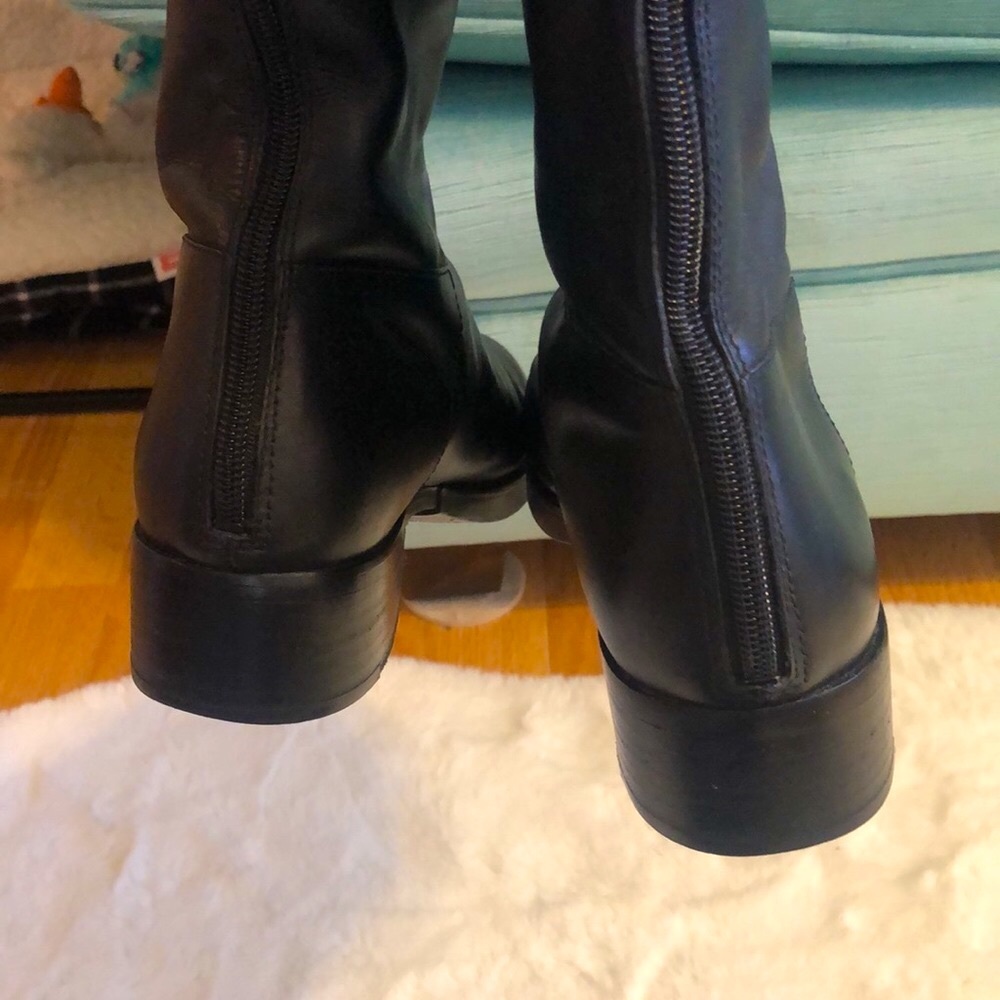 Tory Burch leather riding boots. Excellent condition - Picture 6 of 9